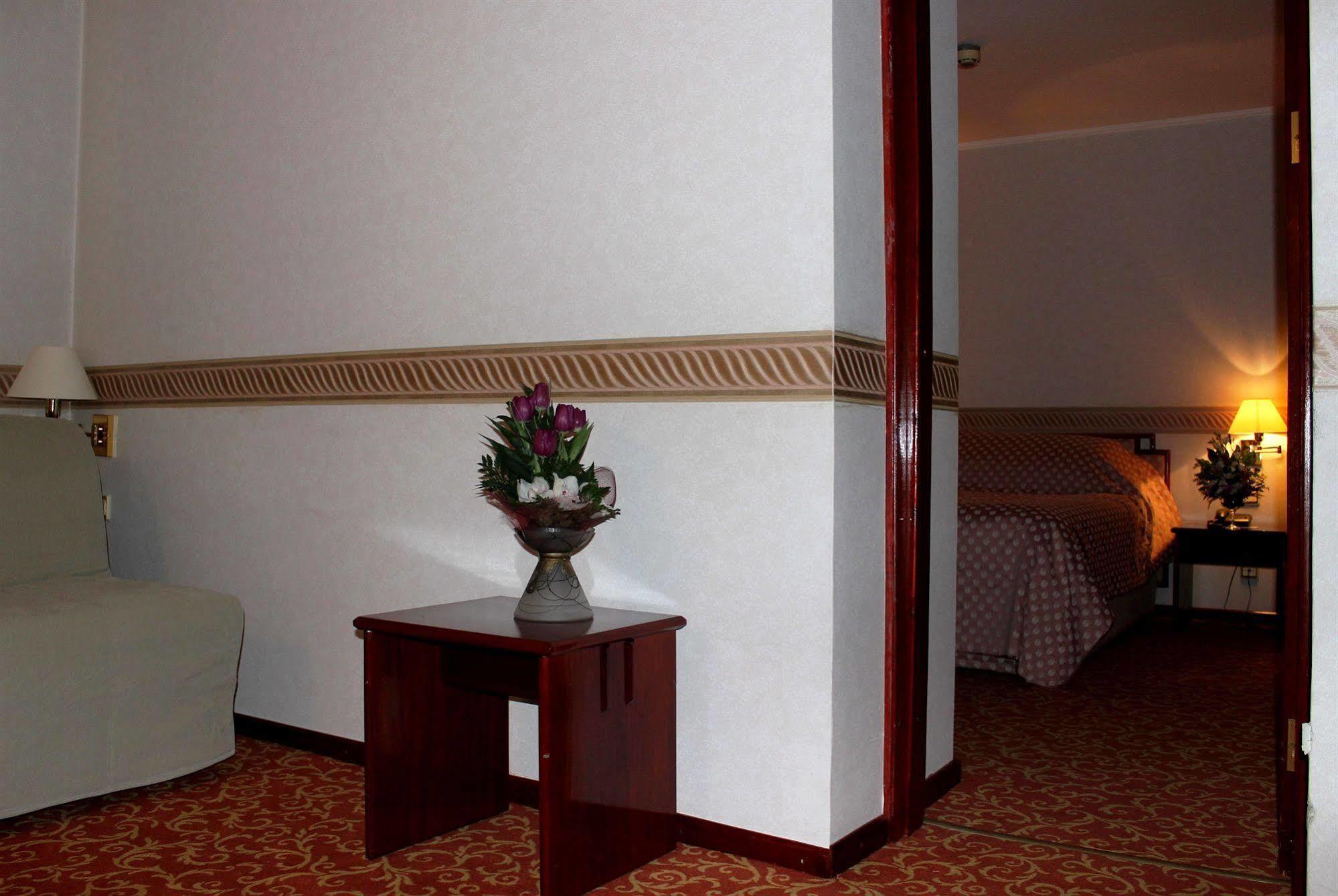 Visionapartments - Contactless Check-in 4* Bucharest
